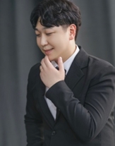 전문 헤어 디자이너의 숙련된 기술